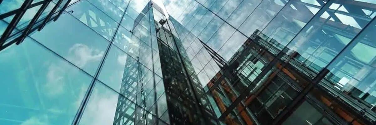 Selecting the Best Umbrella Company